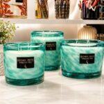 Trois bougies Maison Fevin en verre soufflé bullé de Biot turquoise, tailles Océan, Lagon et Azur